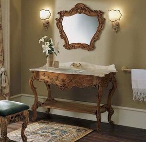 Антикварный комплект мебели