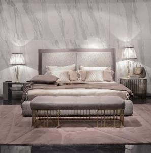 Кожаная мягкая скамья