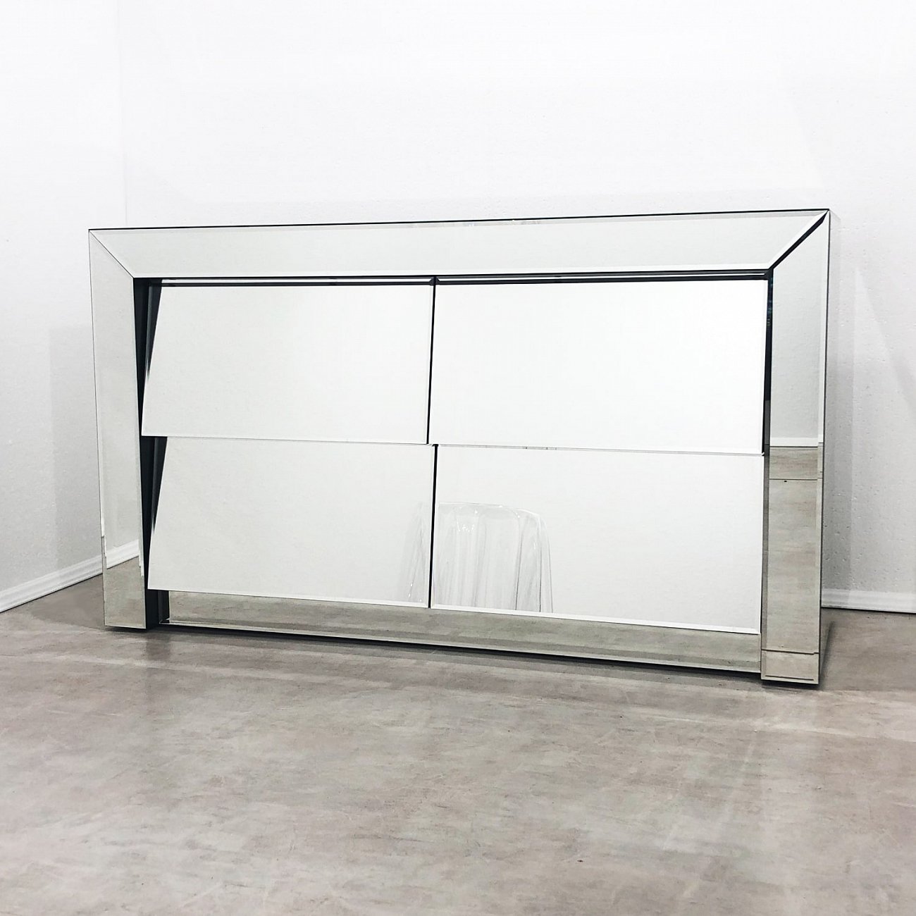 Комод зеркальный "Лэвэл" GRAUM ДИЗАЙНЕРСКИЕ 304018 Зеркальный  - Вид №4