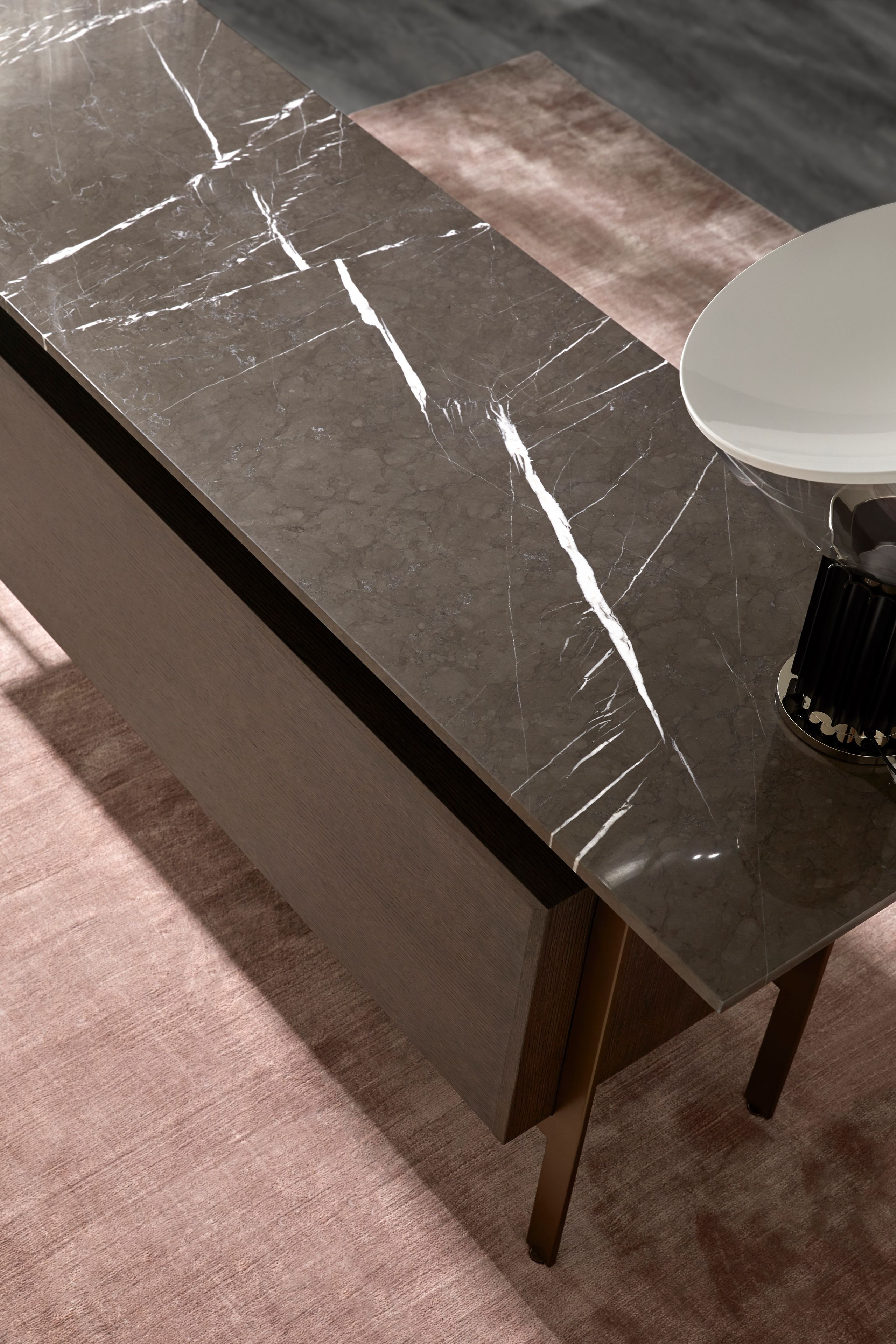 Шкаф из дерева и стекла с откидными дверями Punt Чикаго ARCH-00074008 - Вид №28