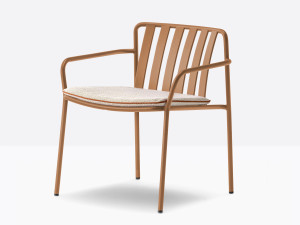 Стальное садовое кресло с подлокотниками