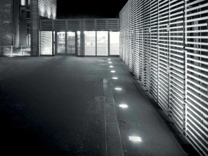 SIMES Уличные светодиодные лестницы Zip