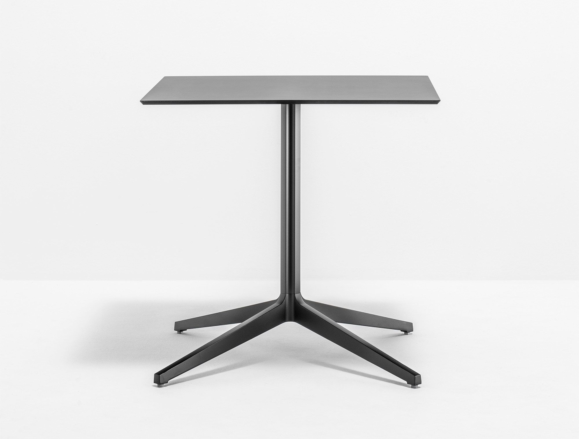 Квадратный алюминиевый стол со спицами Pedrali Ypsilon ARCH-00113540 - Вид №2