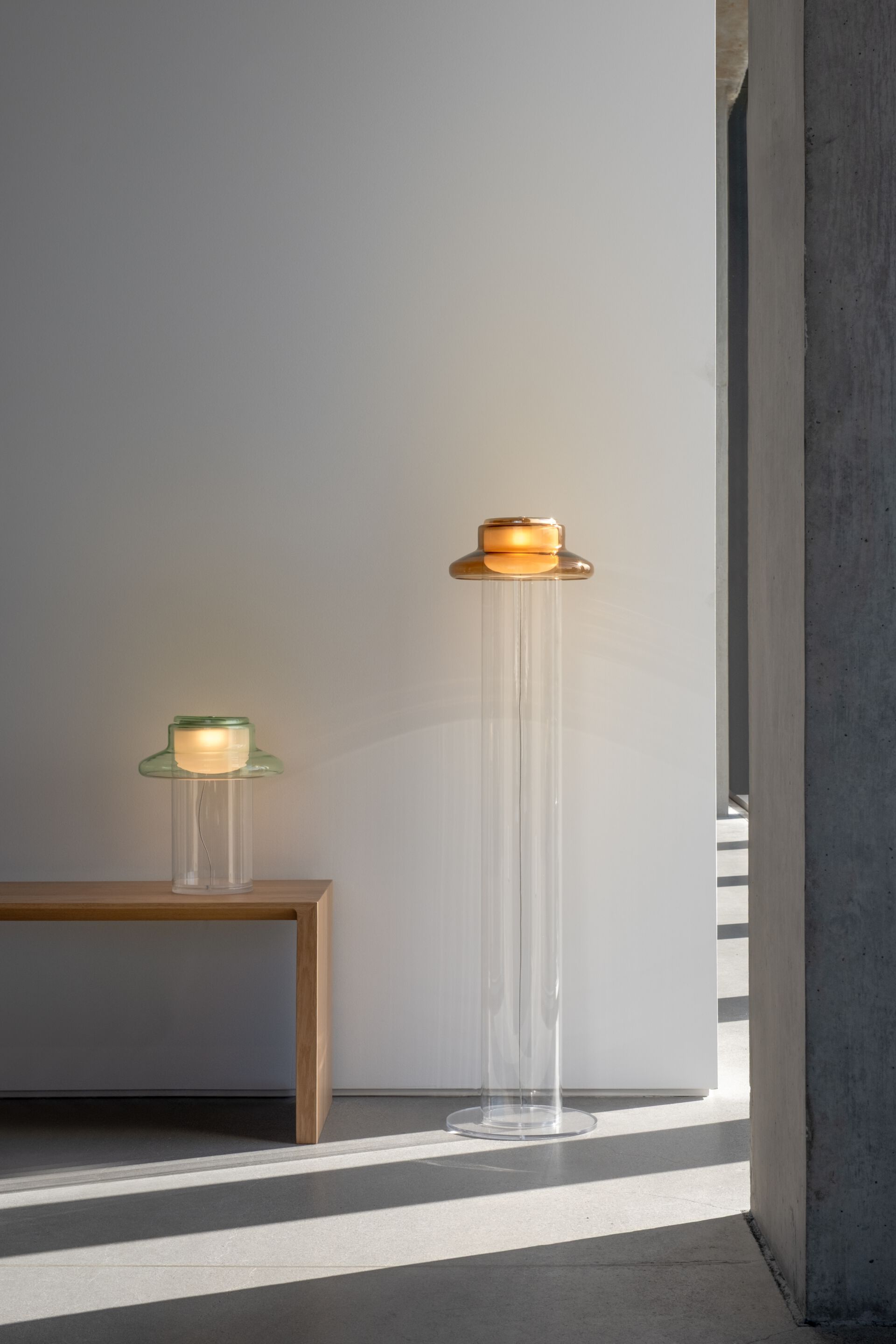 Стеклянный торшер A-N-D Pace ARCH-00097459 - Вид №3