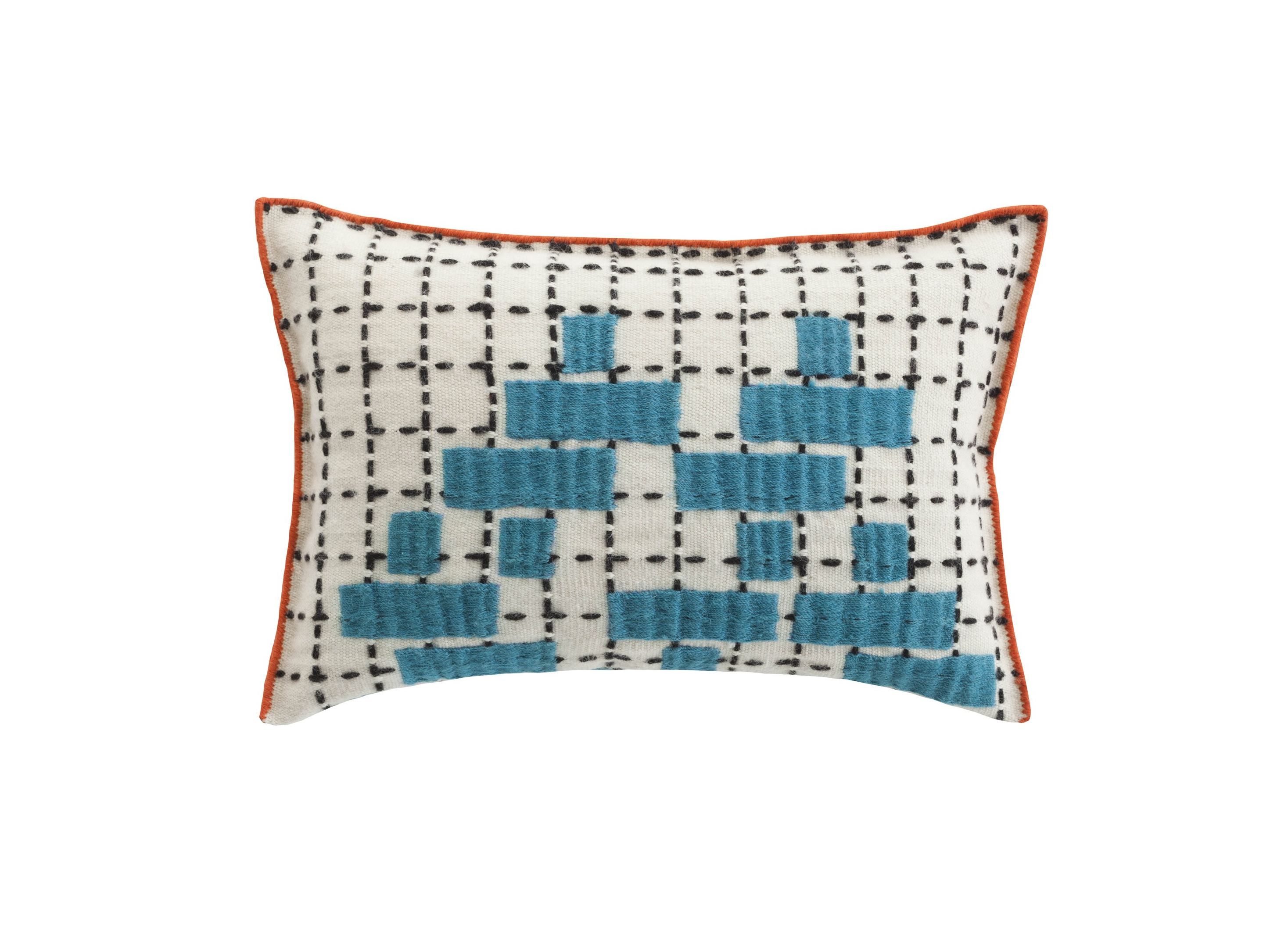 Шерстяная ручная вышитая прямоугольная подушка GAN Bandas ARCH-00143644