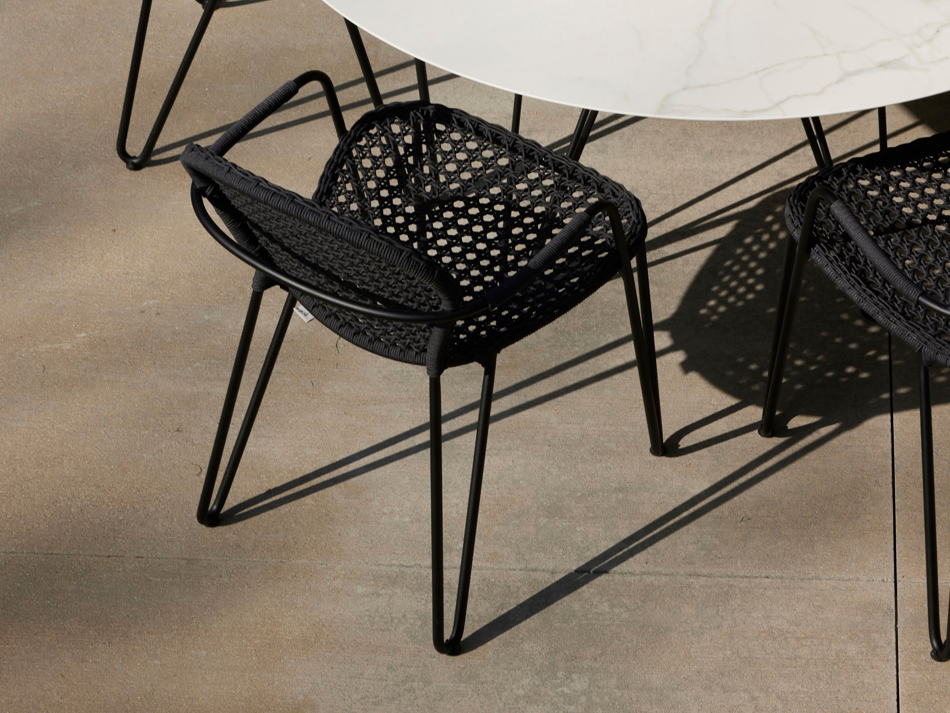 Алюминиевый штабелируемый стул с подлокотниками Joli ARCH-00043750