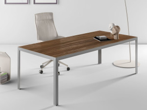 Стол с меламиновой столешницей