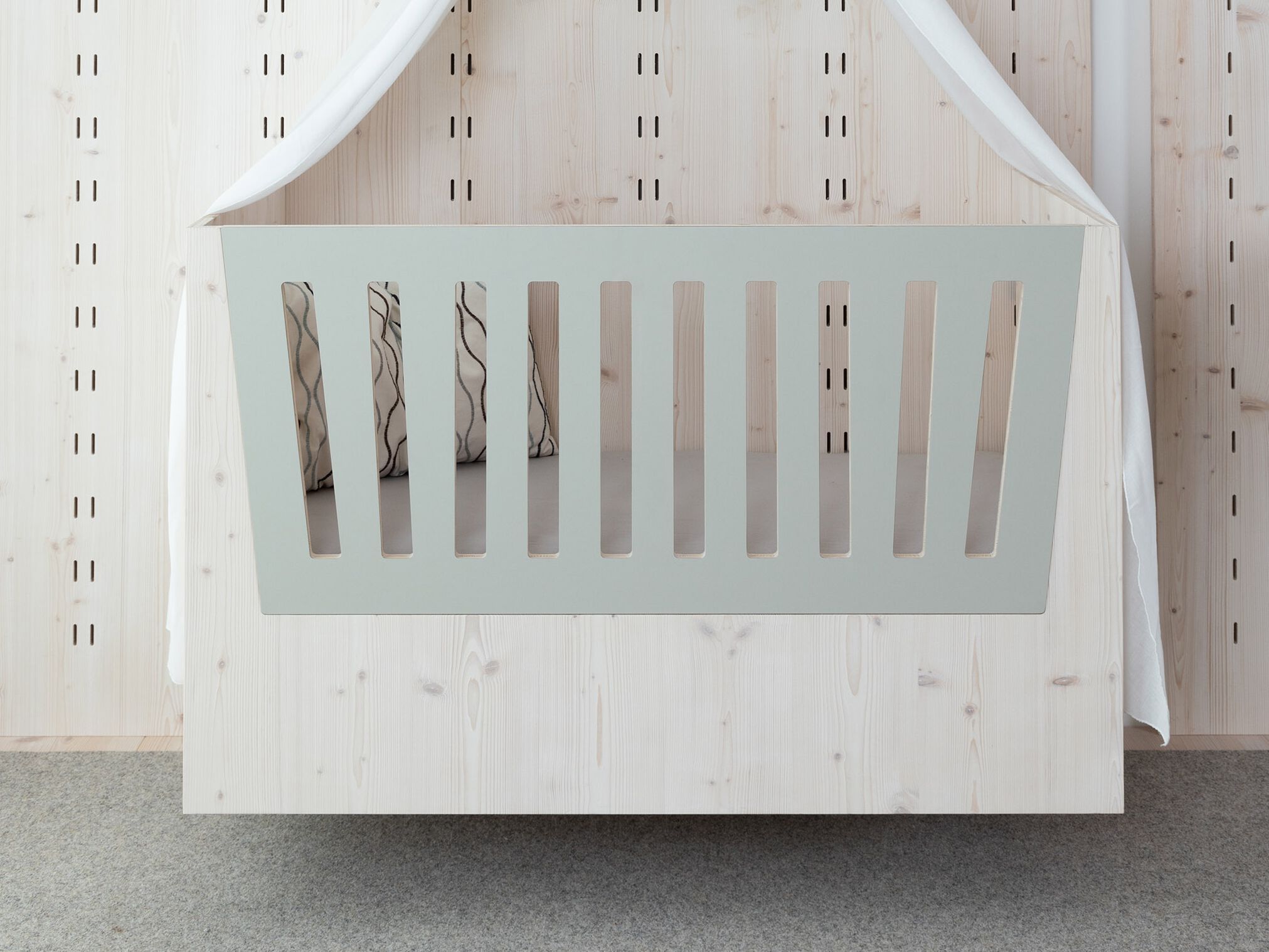 Деревянный диван / кровать Das ganze Leben Gustav Kids ARCH-00019927