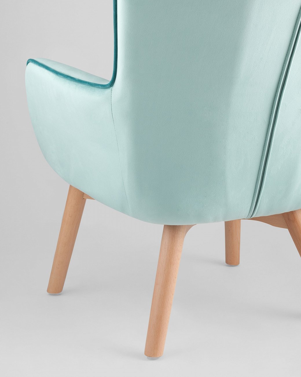 Кресло с мягкими подлокотниками мятное с деревянными ножками "Манго" STOOL GROUP ДИЗАЙНЕРСКИЕ 00-3946319 Голубой;зеленый  - Вид №6