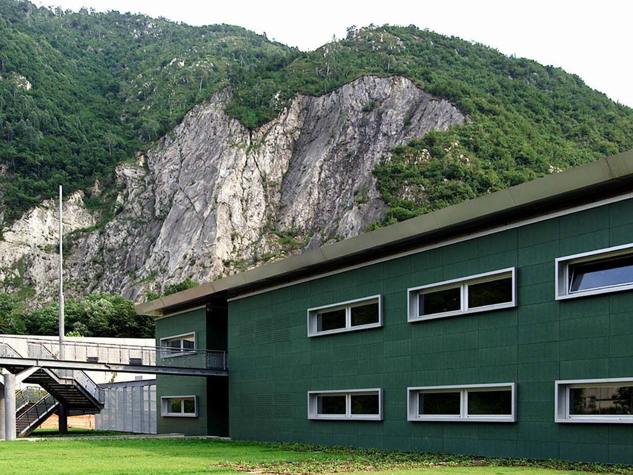 Фасадные и кровельные панели из армированного волокном бетона SWISSPEARL Swisspearl® ARCH-00046860 - Вид №5