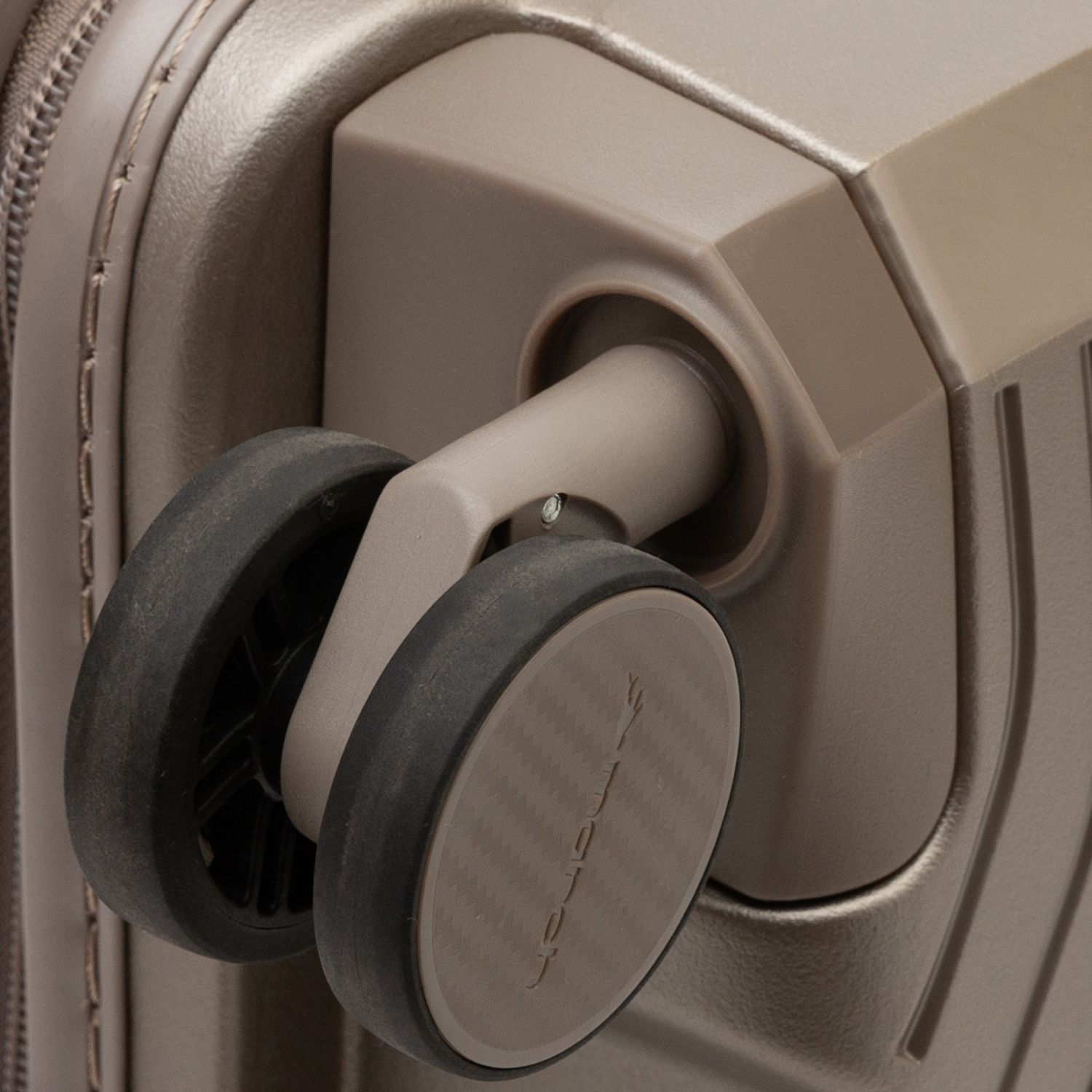 M1200-86-52 Чемодан M1200*52 Spinner 55 March Gotthard Metallic  - Вид №5