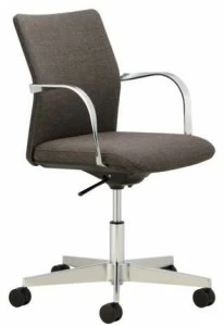 Howe Офисное кресло на колесиках Mn1