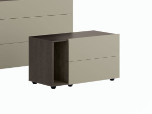 Прямоугольная тумбочка с ящиками