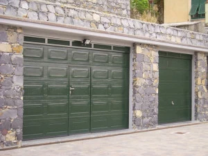 HÖRMANN ITALIA Стальные гаражные ворота