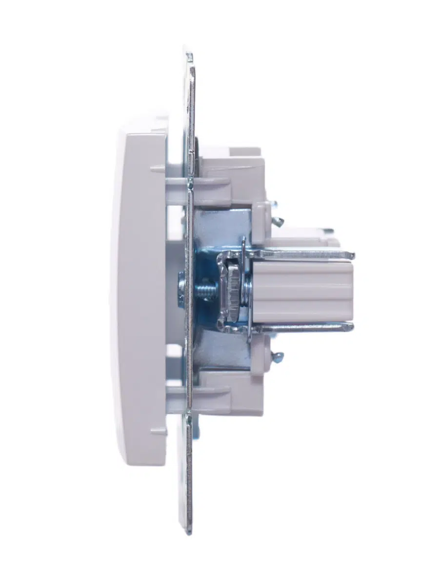 KARINA Розетка компьютерная Cat 6 жемчужный LEZARD 707-3088-140 - Вид №3