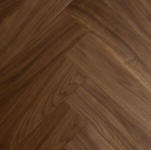 Паркет Ёлка Arti Parchetto Americano (американский) Орех американский Селект с брашью (Текстурированная) 500х110 мм.