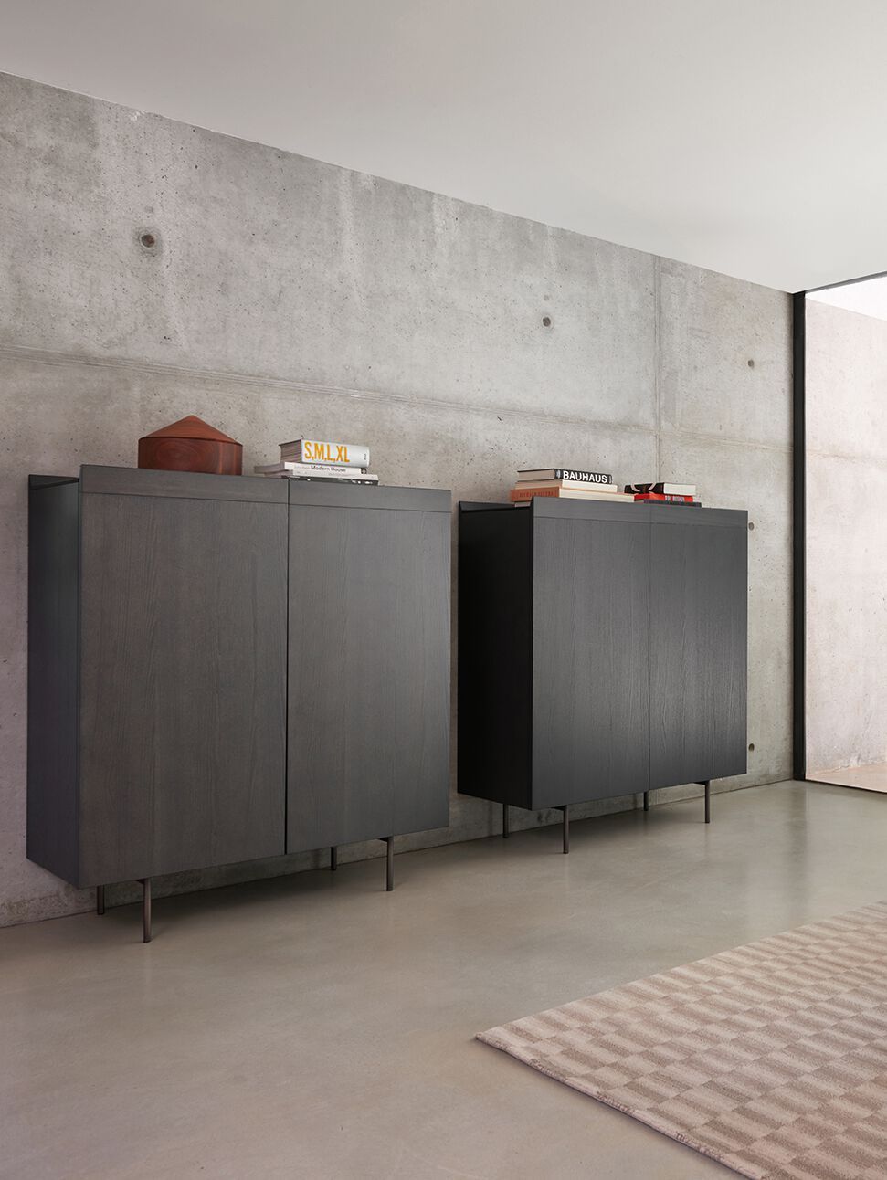 Шкаф из ясеня с распашными дверцами Potocco Avant ARCH-00005504 - Вид №1