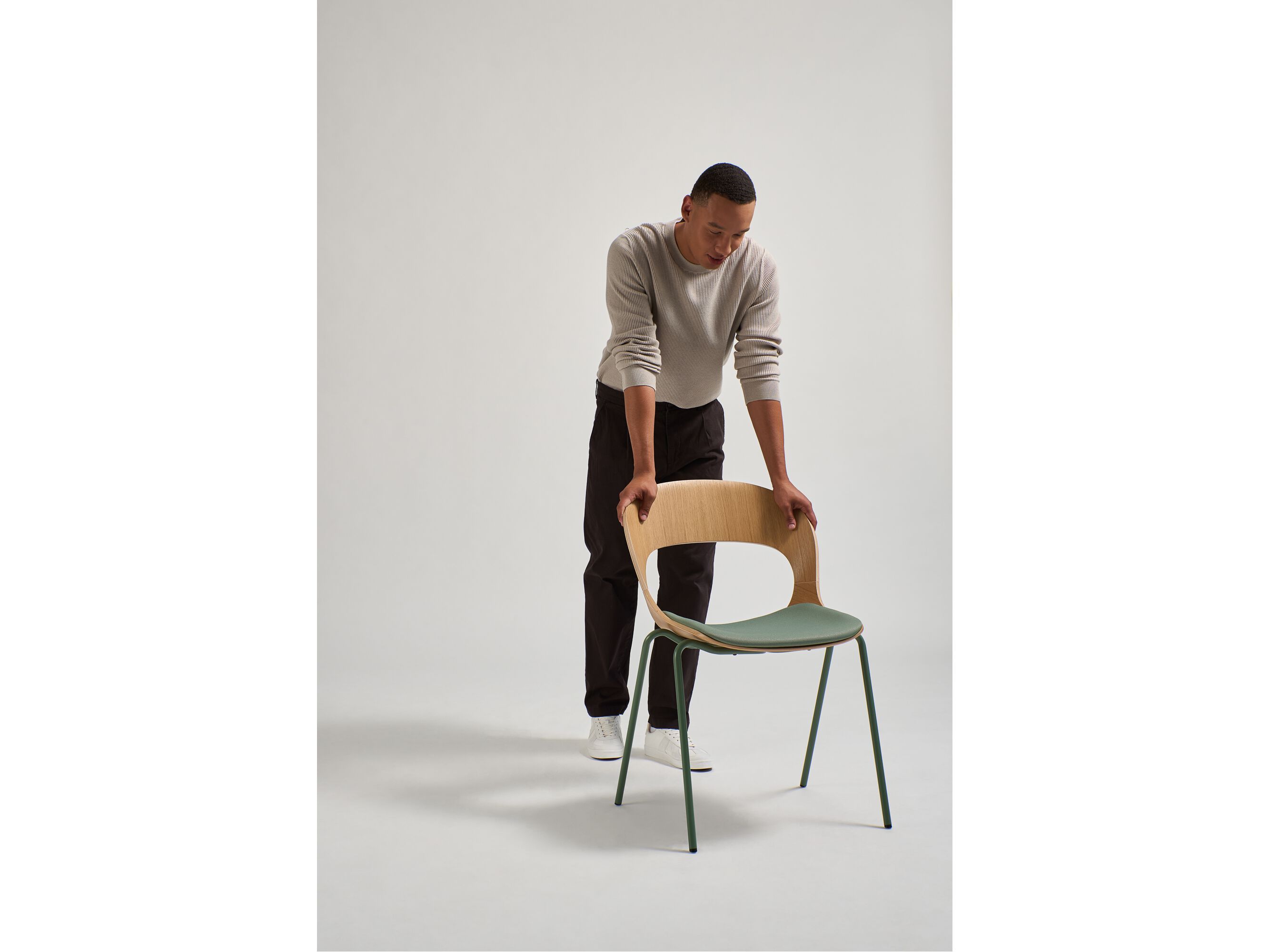 Стул для конференций с деревянной обивкой LD Seating Lotus ARCH-00020339 - Вид №3