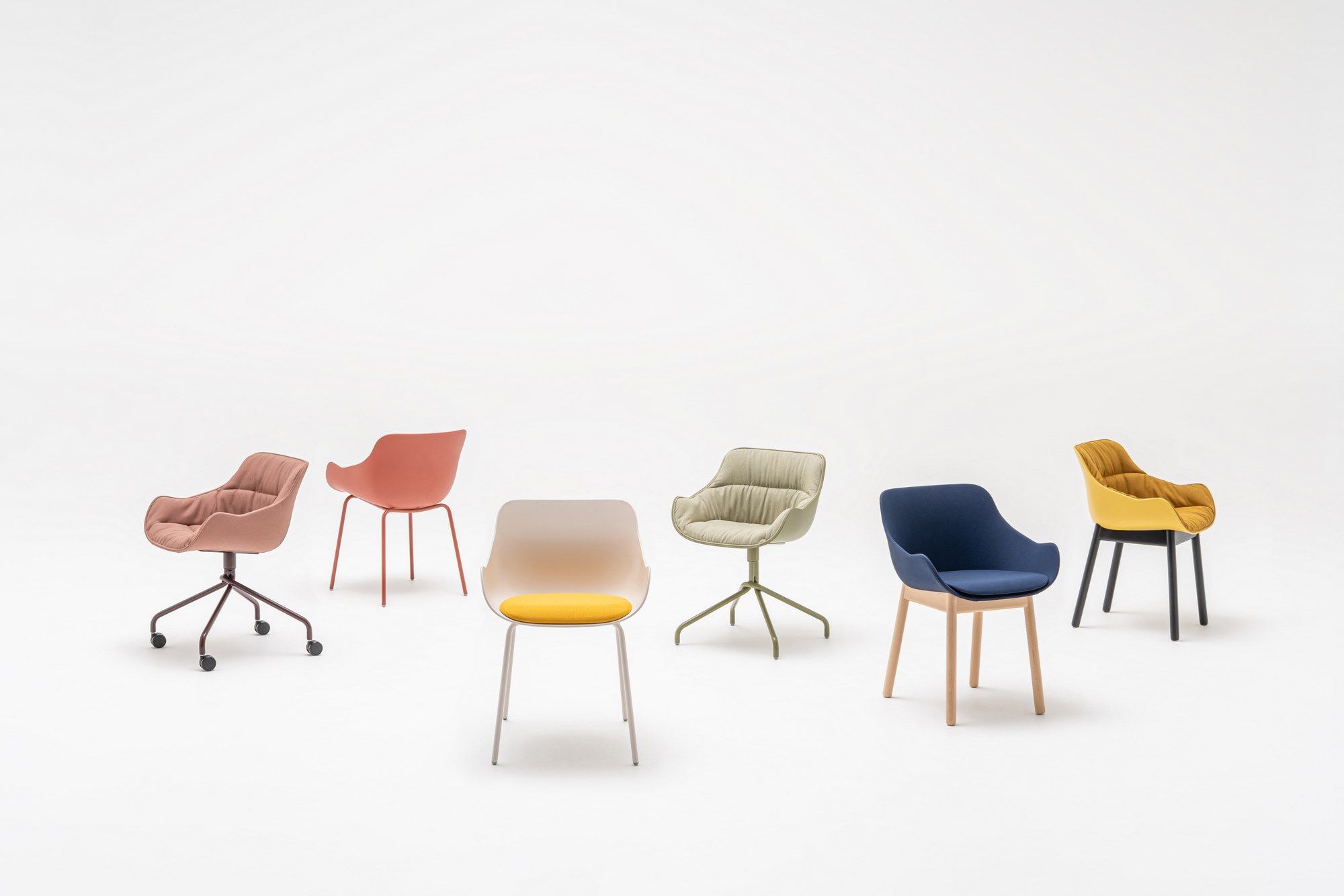 Тканевый стул с деревянной основой и подлокотниками MDD Baltic ARCH-00110088 - Вид №7