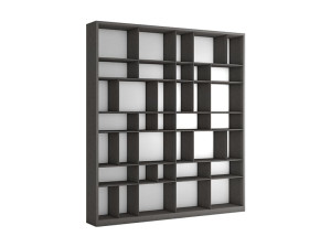 Деревянный книжный шкаф