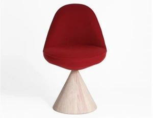 Porro Вращающийся стул из массива дерева и ткани