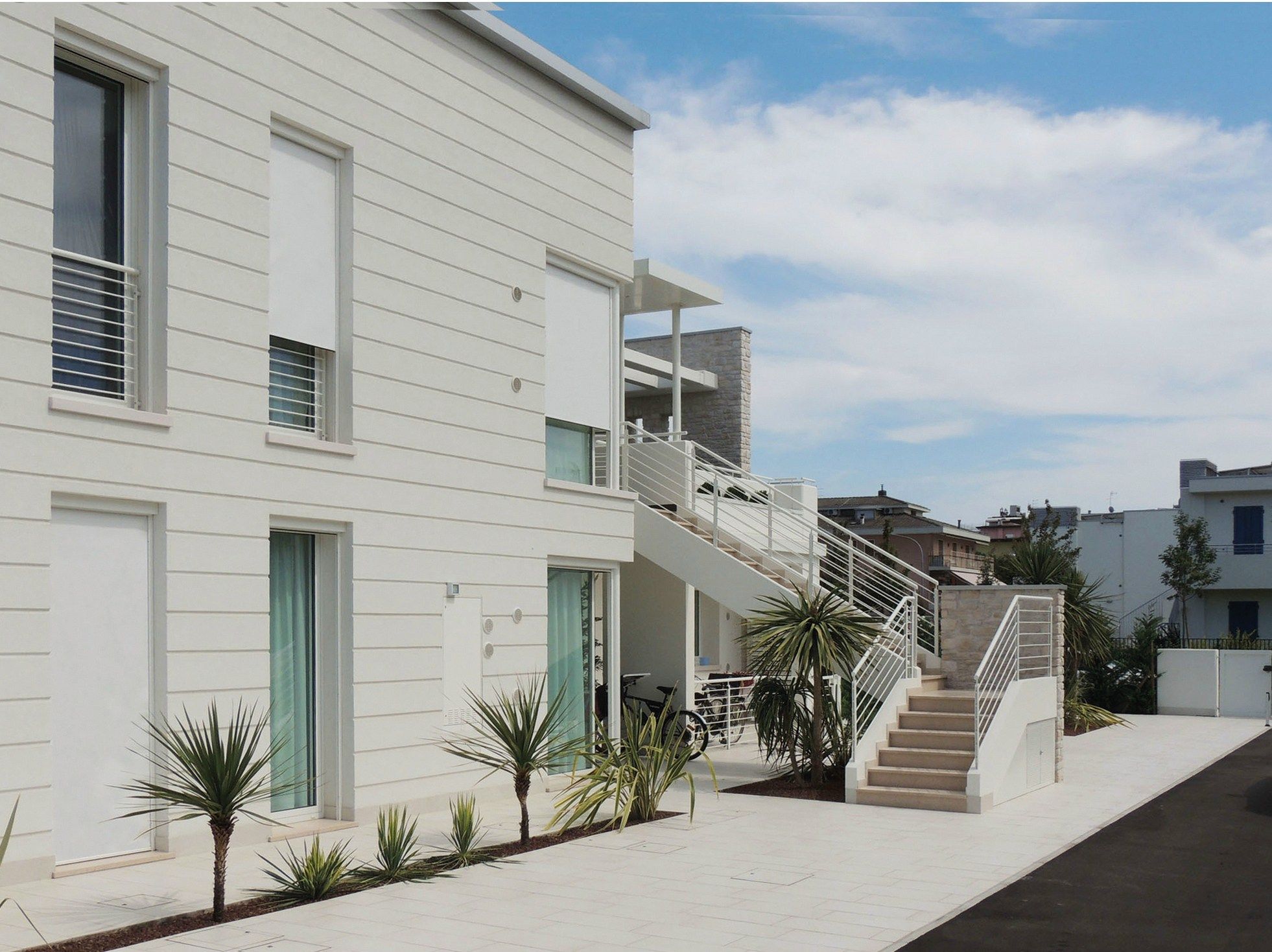 Навес с откидным верхом с боковыми направляющими KE Outdoor Design SCREENY ARCH-00148323 - Вид №1