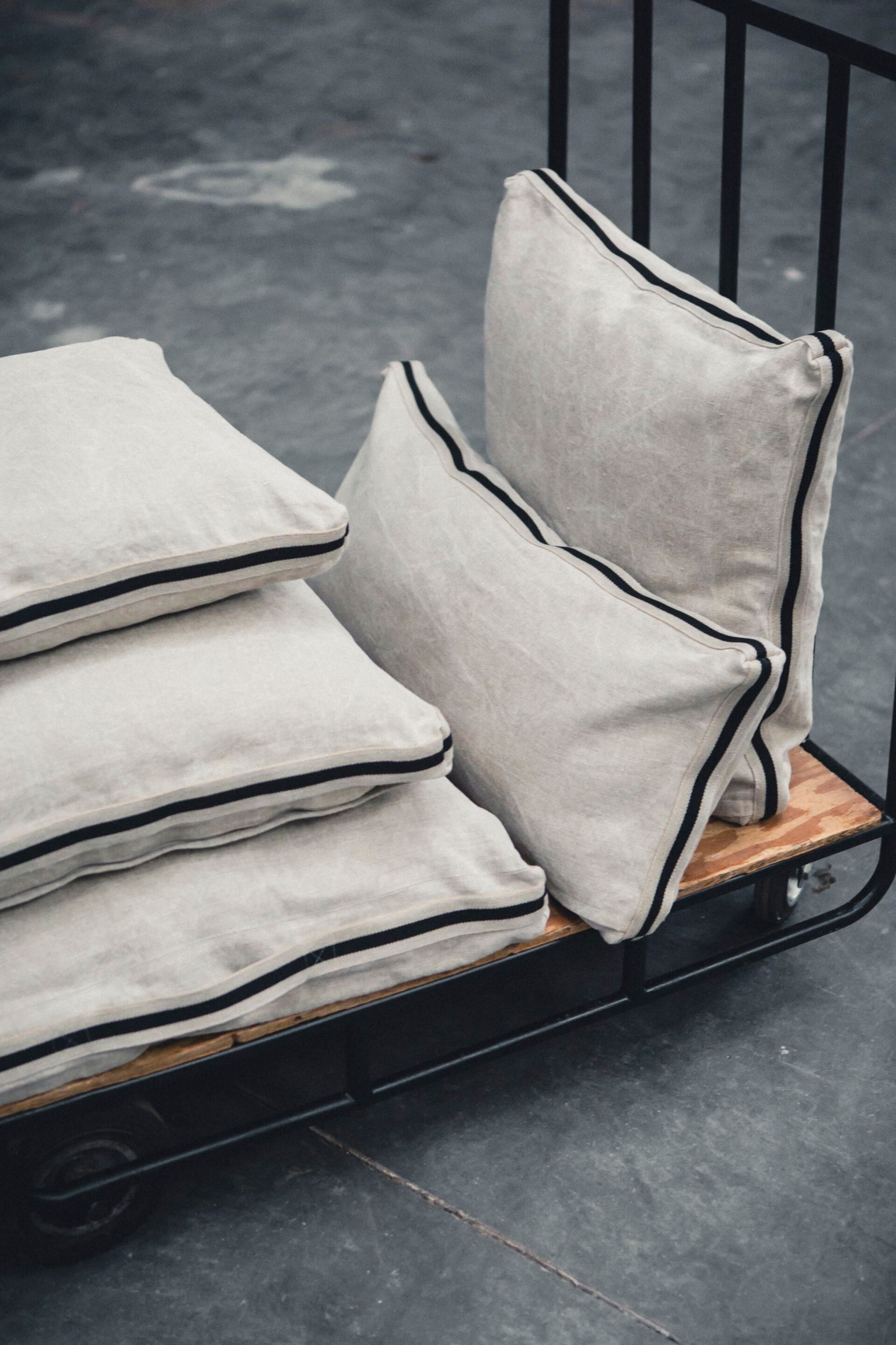 Квадратная льняная подушка Libeco Home Джеймс ARCH-00066364 - Вид №1