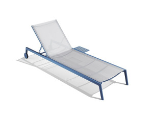 Садовая кровать с колесами