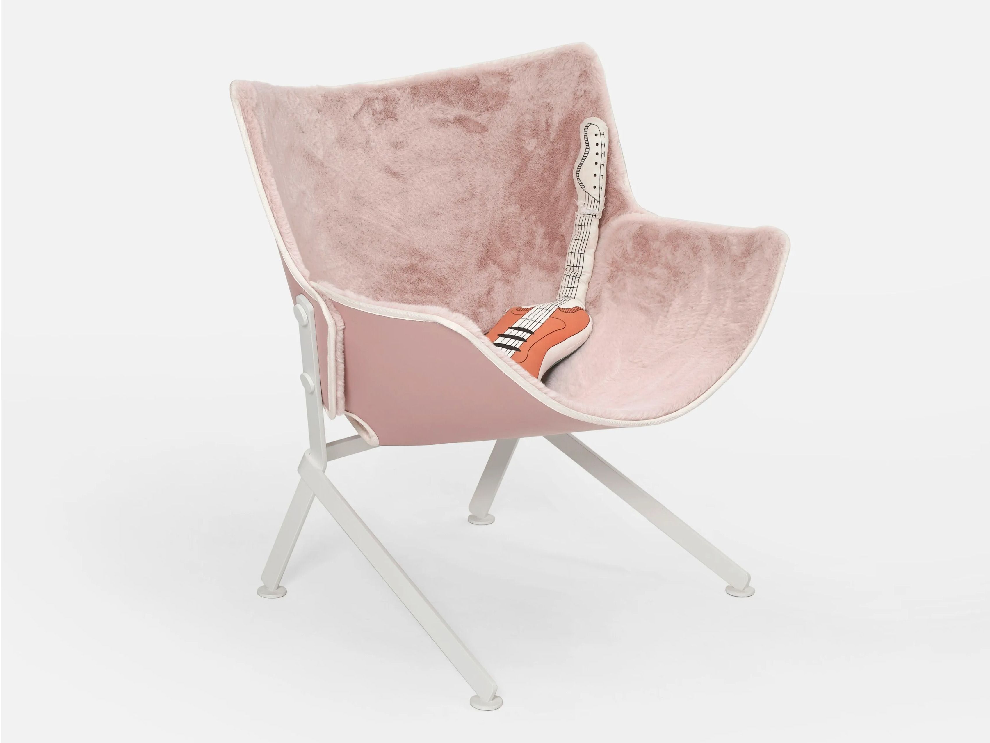 Мягкое кресло из веганского меха DANTE - Goods And Bads Metropolitan Improvement ARCH-00123907