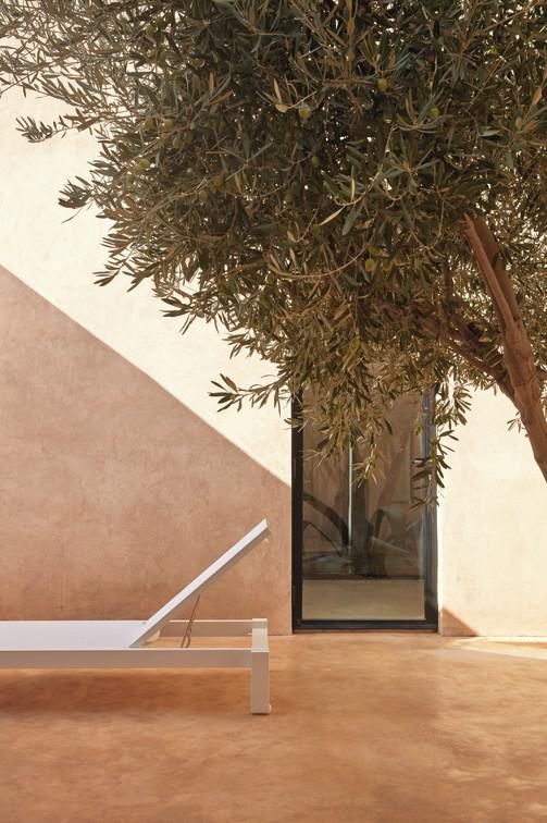 MNST198 Лежак белый f8 текстиль белый Manutti Fuse - Вид №1