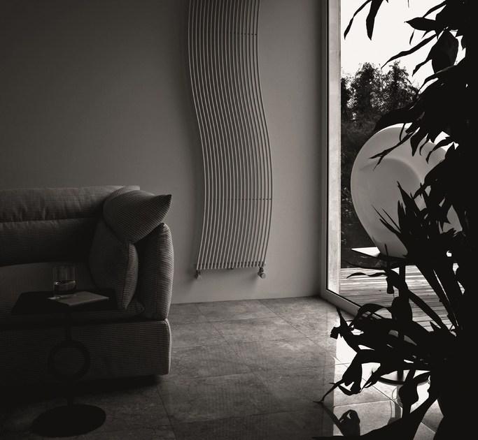 Tubes Radiatori Стальной радиатор для горячей воды Basics sun-id-1412280 - Вид №1