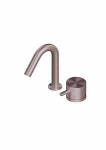 Источник. 13 31. Смеситель на два отверстия Quadrodesign