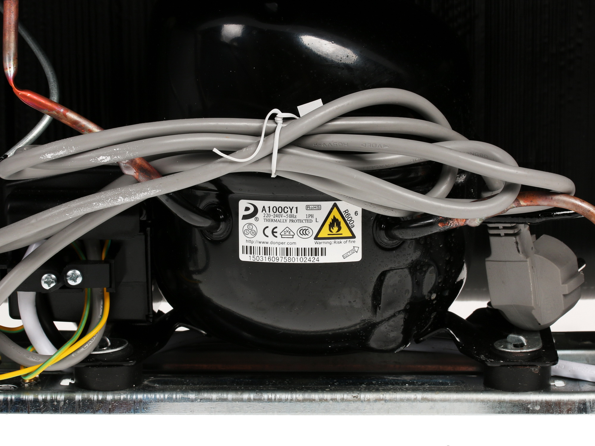 1022263 Морозильный шкаф  Tesler RF-90 белый STDN-0091534 - Вид №8