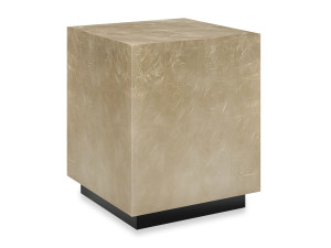 Высокий квадратный деревянный журнальный столик