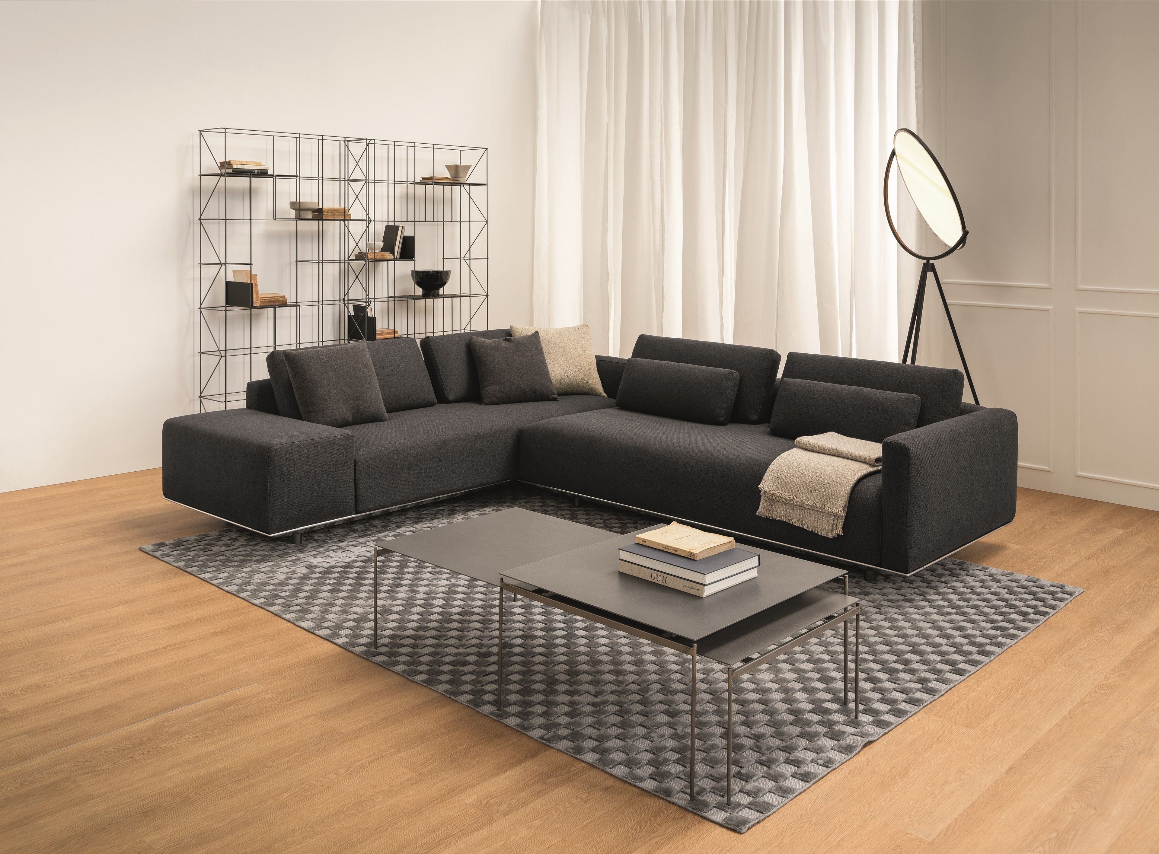 Керамический журнальный столик для гостиной Casamania & Horm Torii ARCH-00064857 - Вид №3