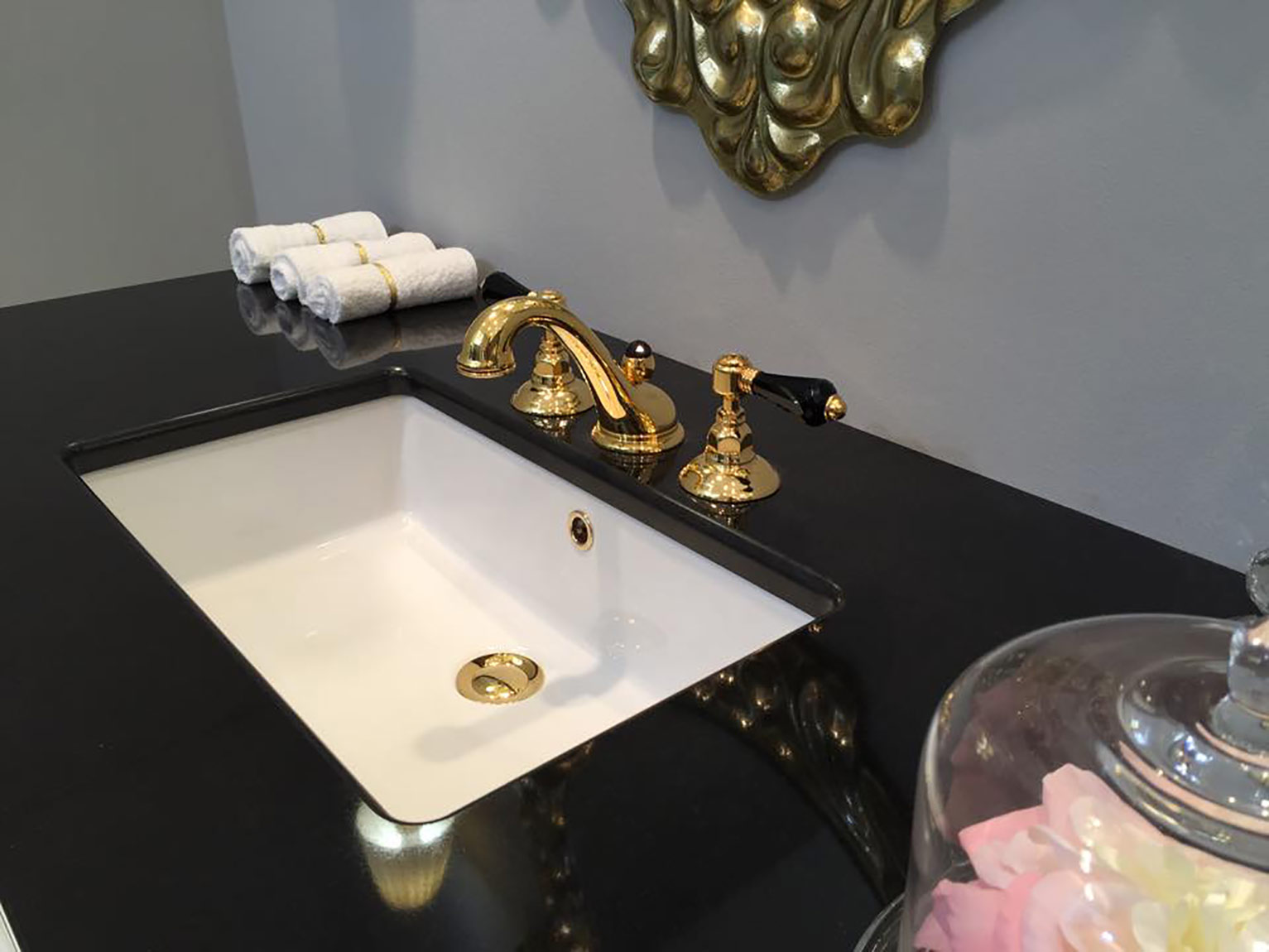 1409 ** 93 Смеситель для умывальника Nicolazzi Series Half Dome Crystal  - Вид №2