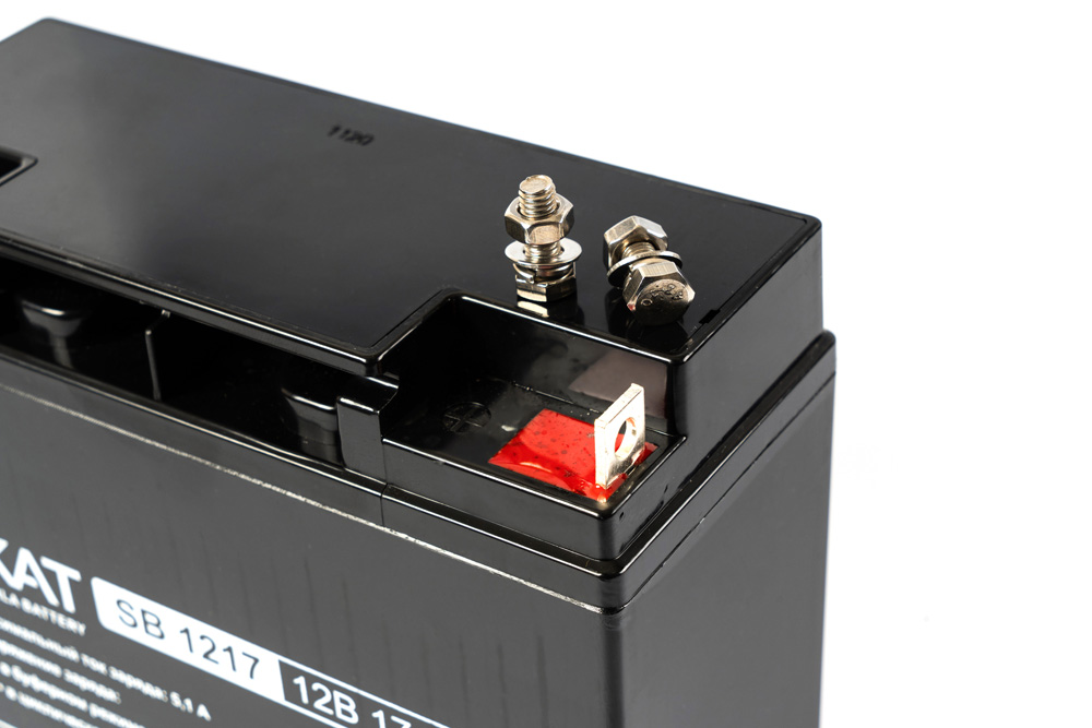 SKAT SB 1217 , 12v, 17ah, maximum charge current 5.1 a. terminal type - b1 (for m5 bolt with nut). case size - 77x180x168. weight - 4.9 kg. service life - 6 years. warranty - 18 months. Бастион  - Вид №4