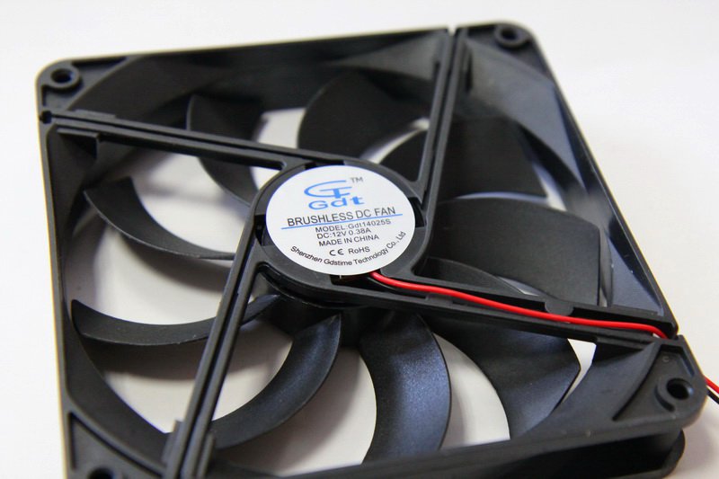 2140 Осевой вентилятор корпусной 140х140х25мм 12Вольт LAB.Space  - Вид №4