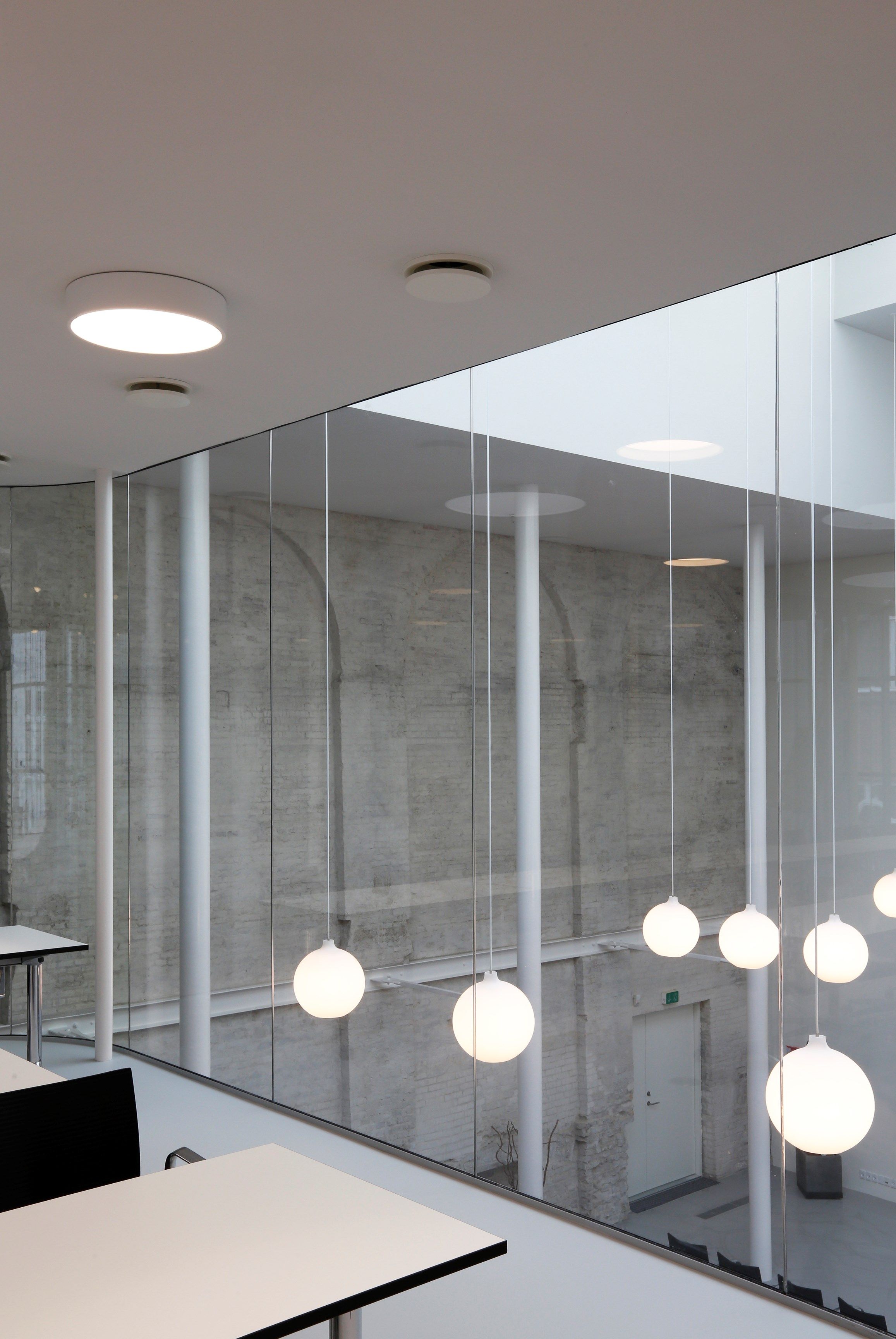 Светодиодный потолочный светильник Louis Poulsen LP CIRCLE ARCH-00054485 - Вид №6