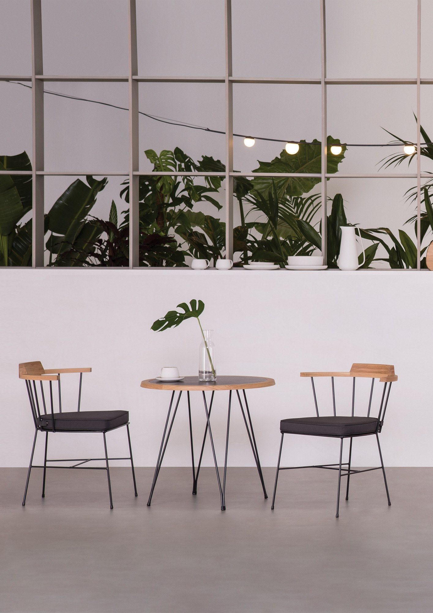 Круглый стальной стол с порошковым покрытием Vergés Mim ARCH-00091563 - Вид №3