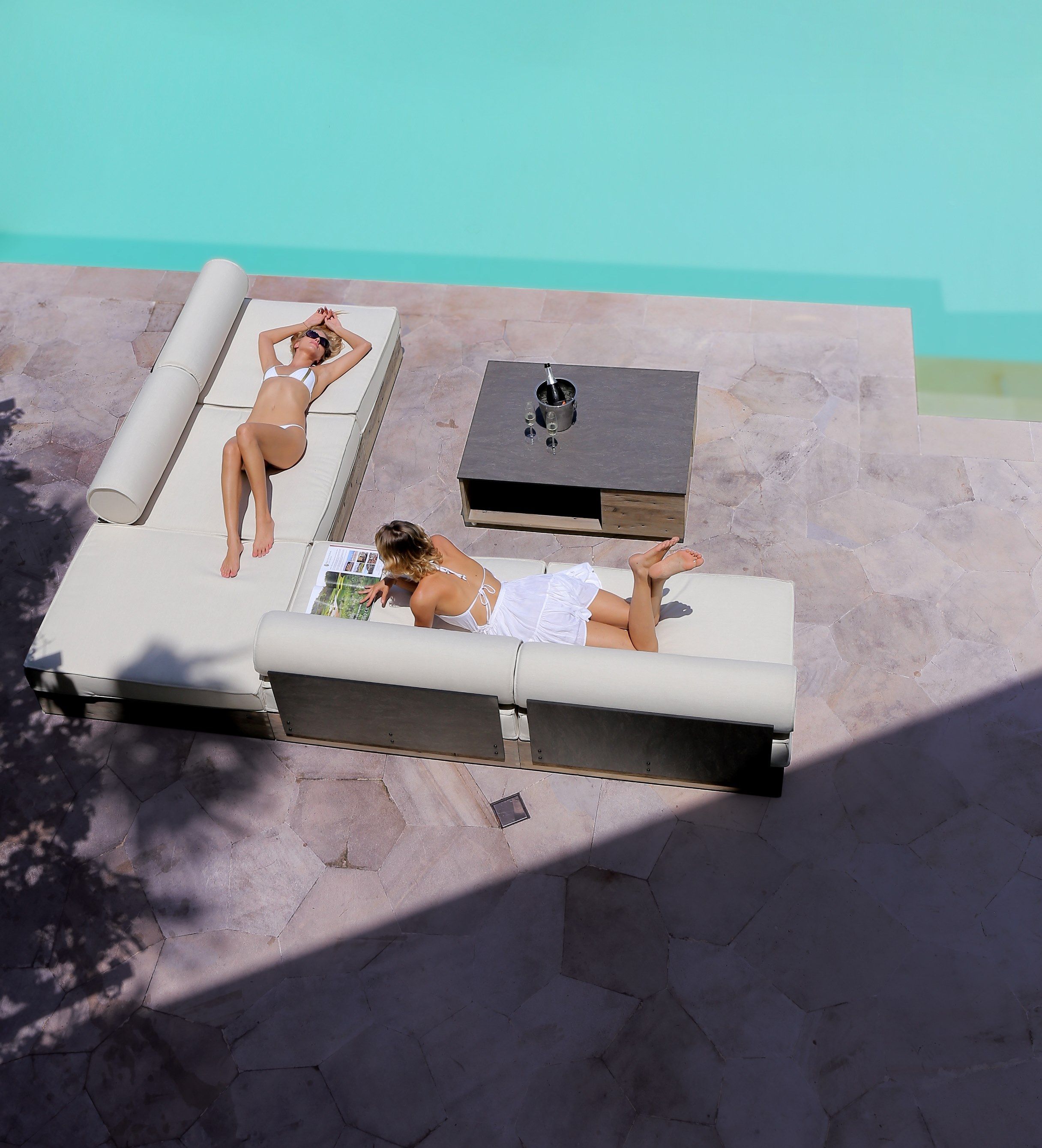 Sunbrella® садовый диван с полуостровом MAMAGREEN Aiko ARCH-00076979