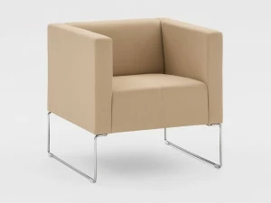 Viganò Кресло с обивкой из ткани с подлокотниками Cubino