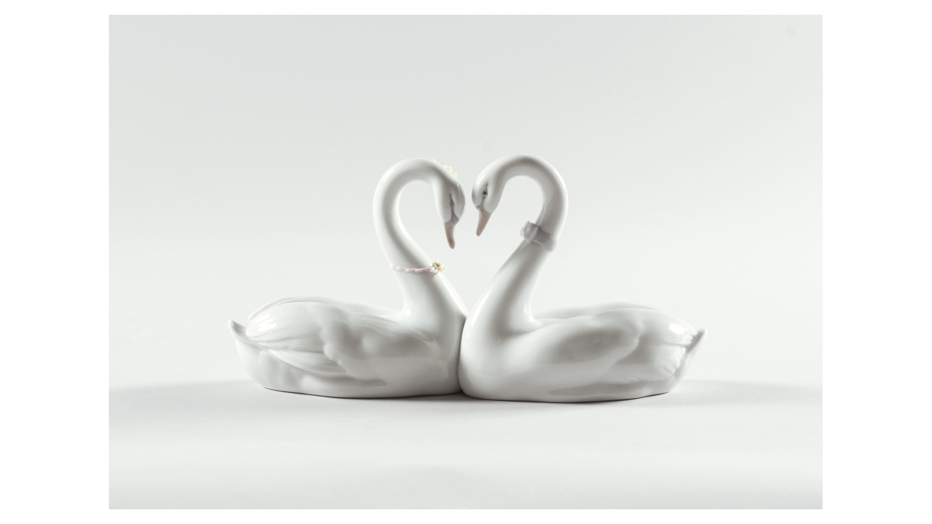 10668989 LLADRO Фигурка Lladro "Бесконечная любовь" 27x13см Фарфор Lladró  - Вид №1