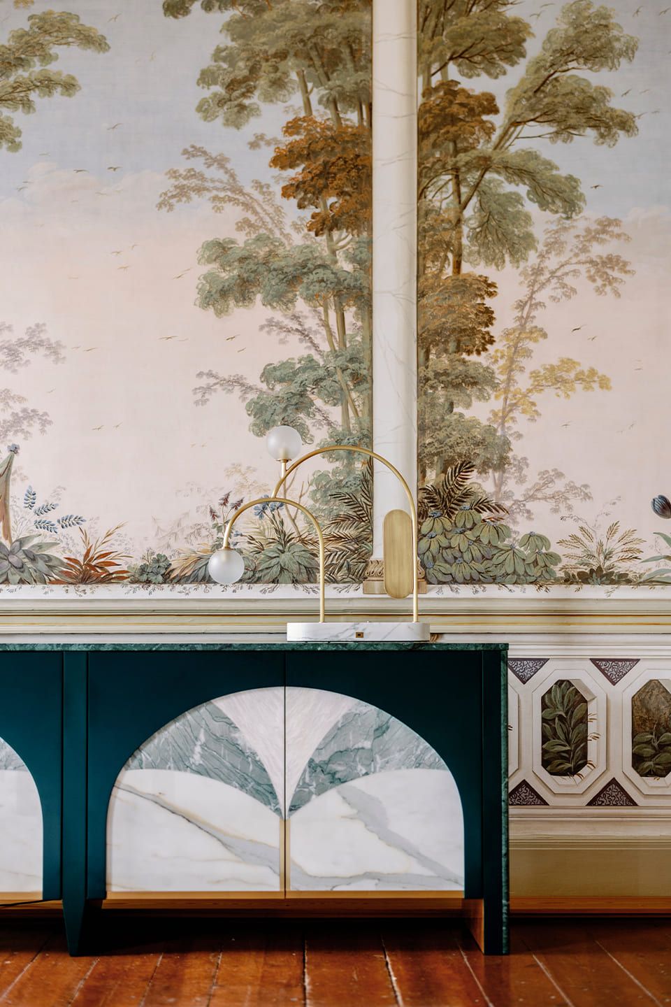 Мраморный шкаф с распашными дверями Greenapple Biloba ARCH-00040275 - Вид №8