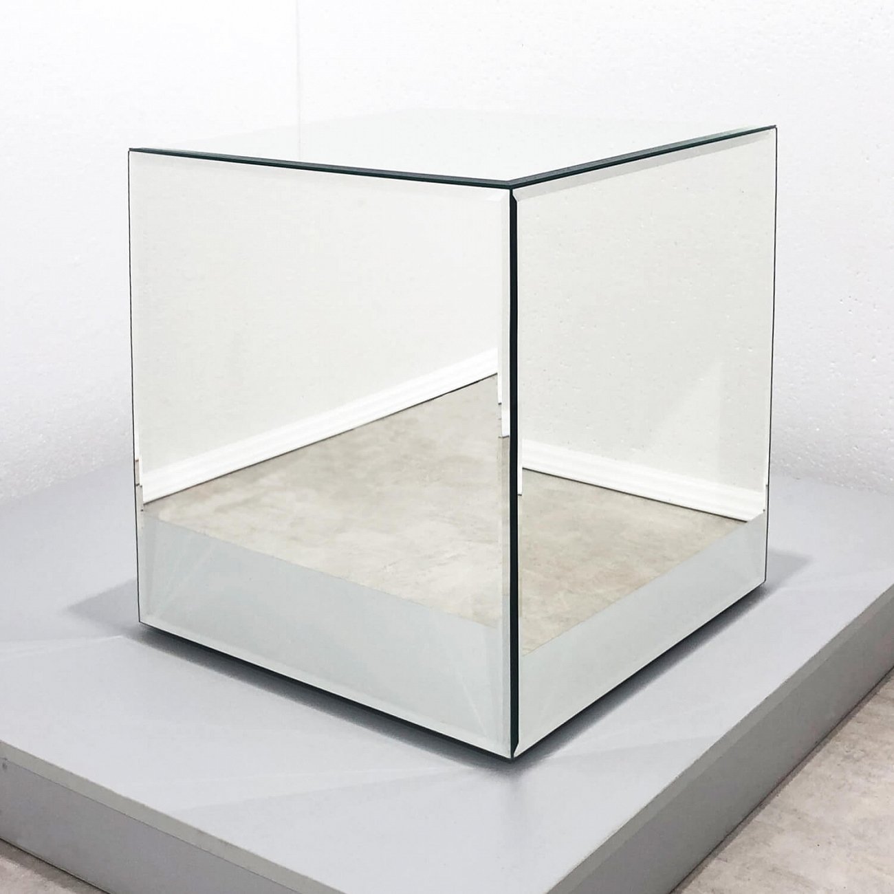 Приставной столик зеркальный 46 см "Кубби" GRAUM  303995 Зеркальный  - Вид №4