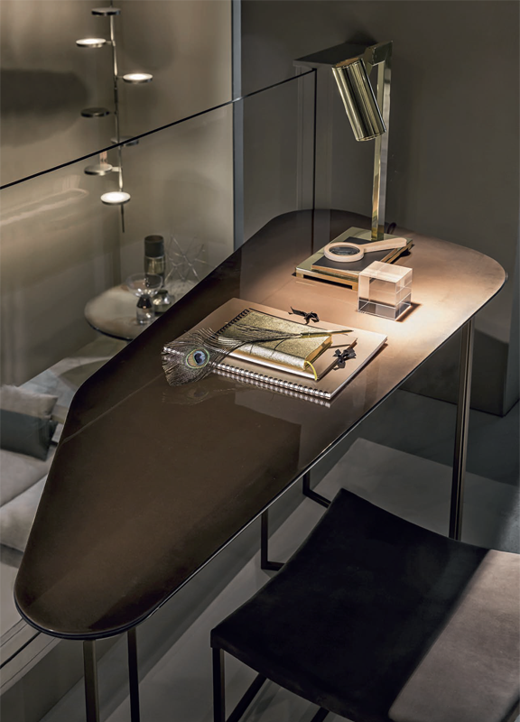 Письменный стол  SHAKE SIMPLE 