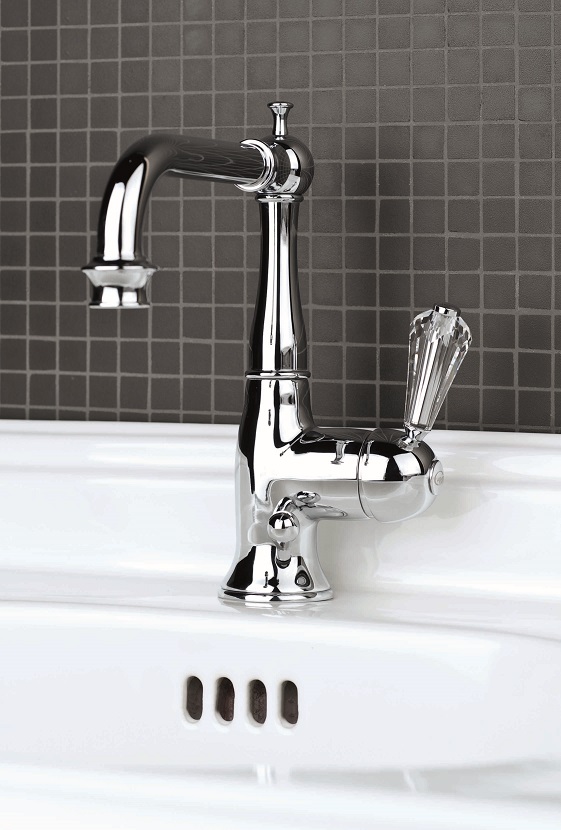 211 RB6413 Gaia  Aston - Вид №1