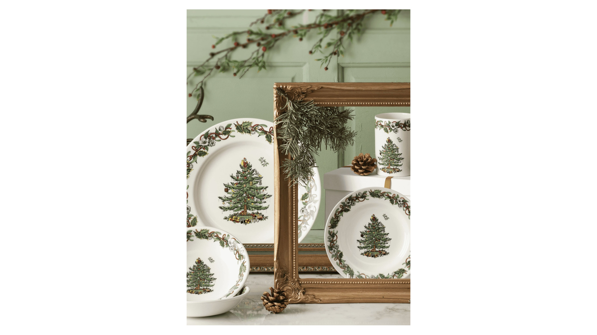 10667044 Spode Набор тарелок обеденных Spode Рождественская ель. Эксклюзив 27см, 4шт Фаянс  - Вид №4