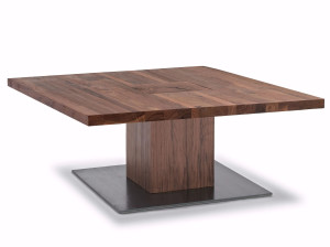 Квадратный журнальный столик из массива дерева с железной основой