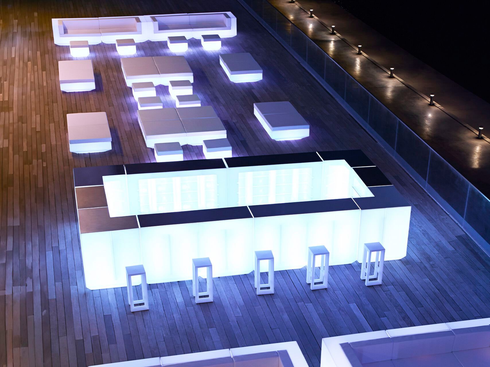 Барная стойка с подсветкой на открытом воздухе Vondom Парусный спорт ARCH-00060990 - Вид №4